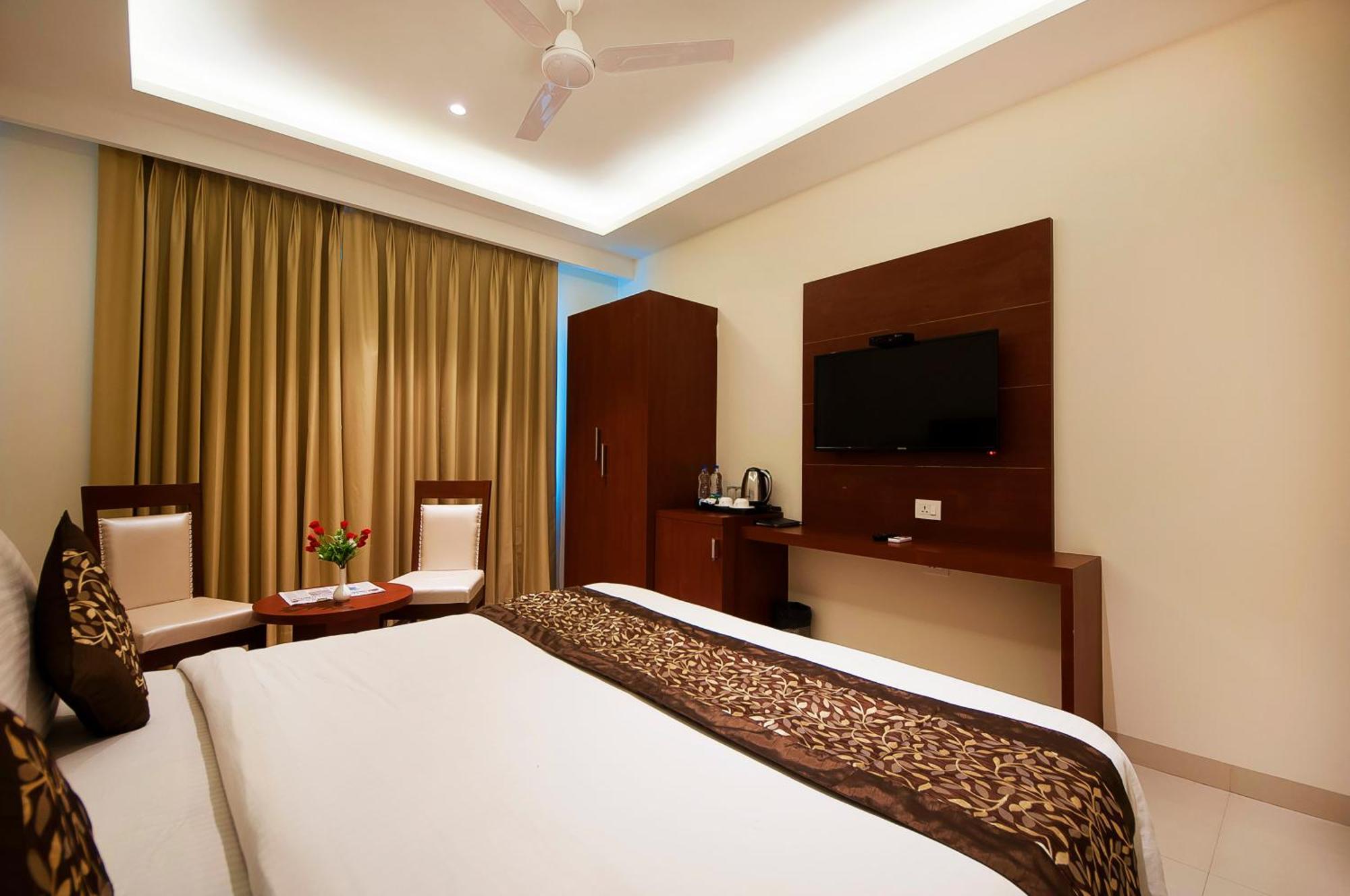 Hotel Z Suite-Near Delhi Airport New Delhi Exterior photo